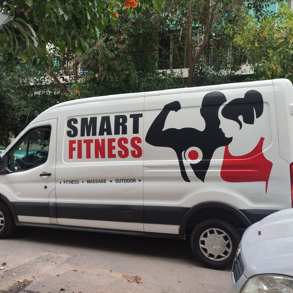 smart-fitness-van-wrap-stickers-vinyl-ntysimo-aytokinitoy