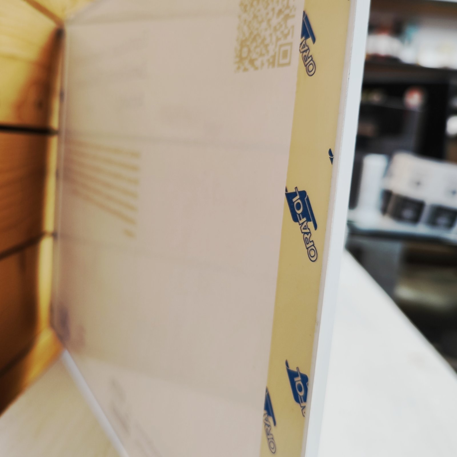 plexiglass-sign-double-faced-stick-mount-tainia-diplis